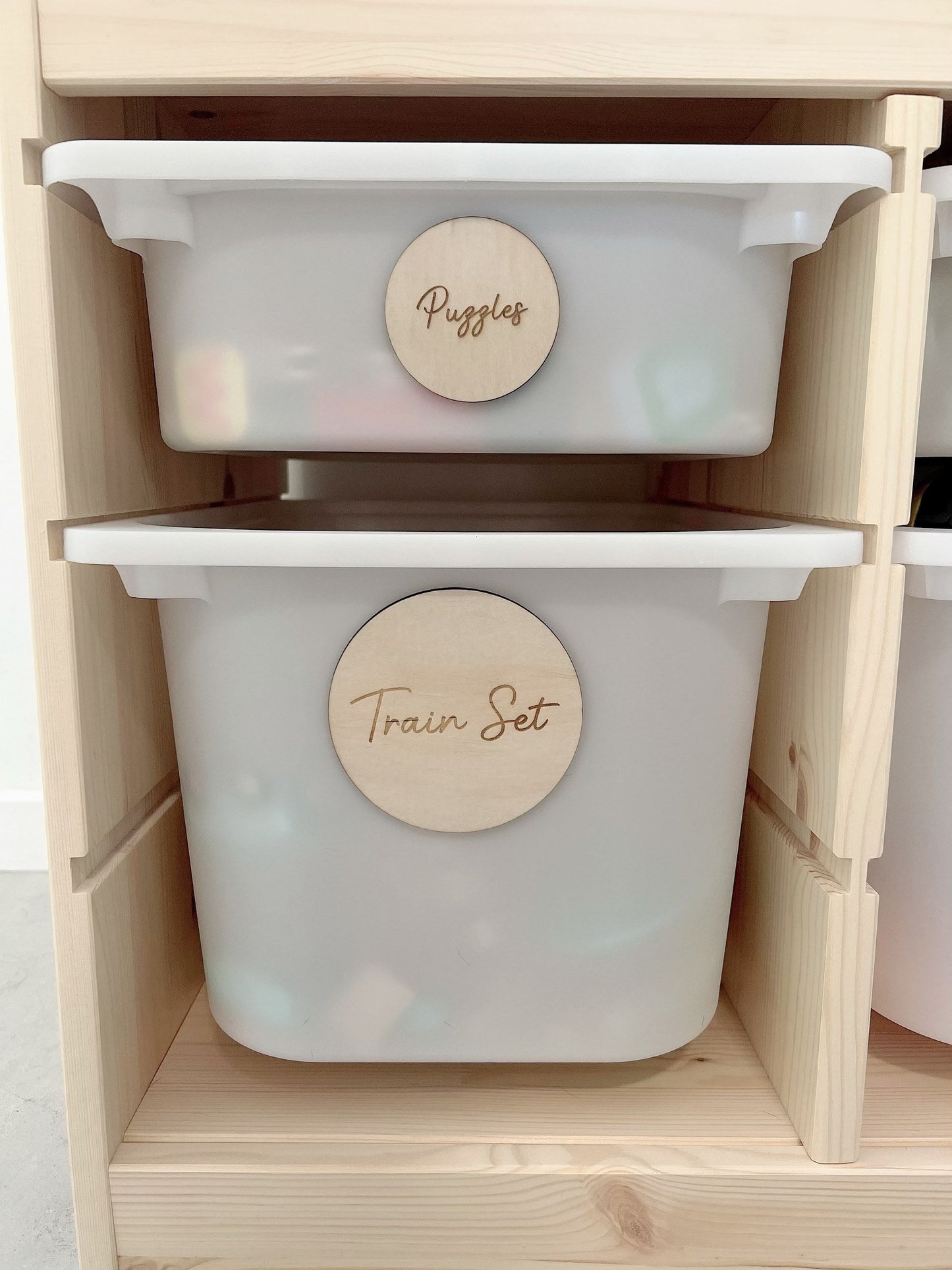 PERSONALISED WOODEN ENGRAVED TOY STORAGE LABELS - KEEP TOYS ORGANISED IN STYLE!