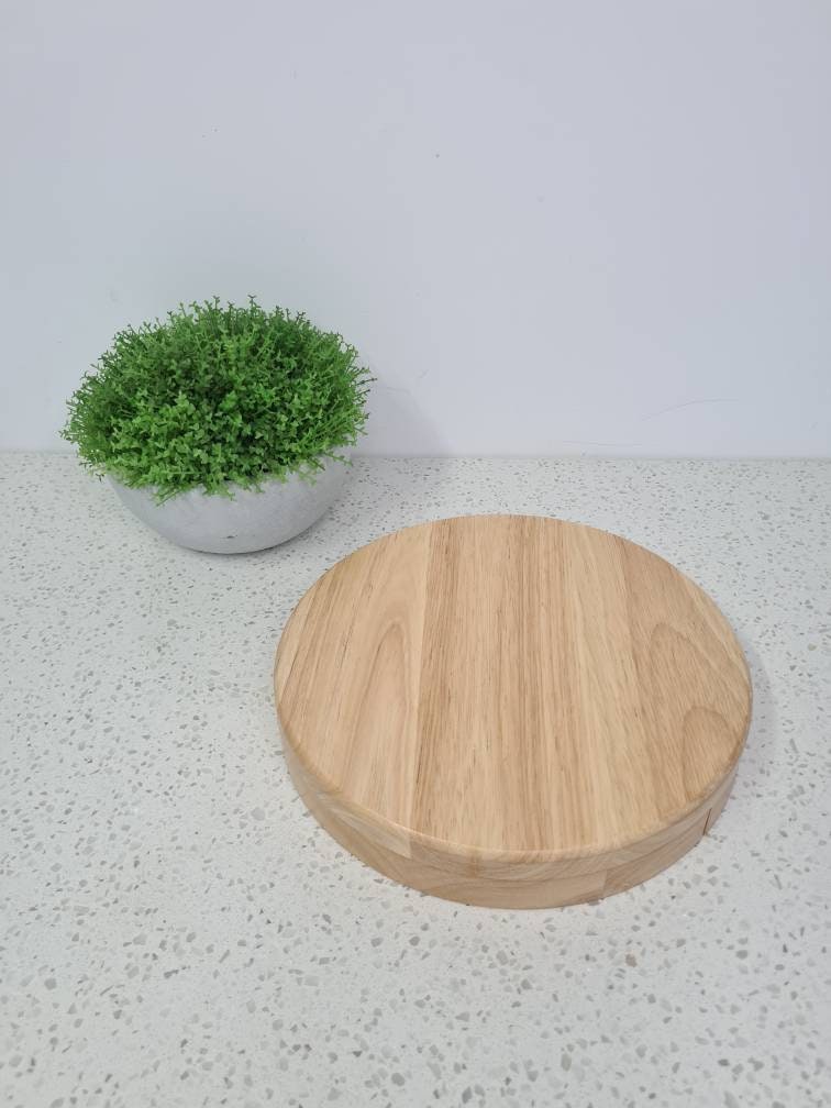 PERSONALISED CHEESEBOARD SET